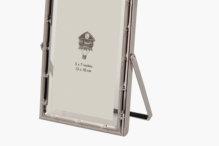 PORTAFOTOS METAL PLATEADO 13x18 CM