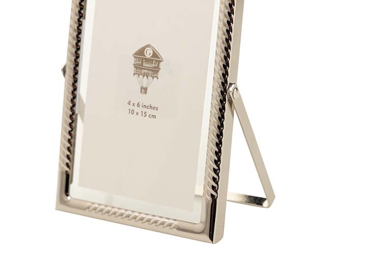PORTAFOTOS METAL PLATEADO 10x15 CM