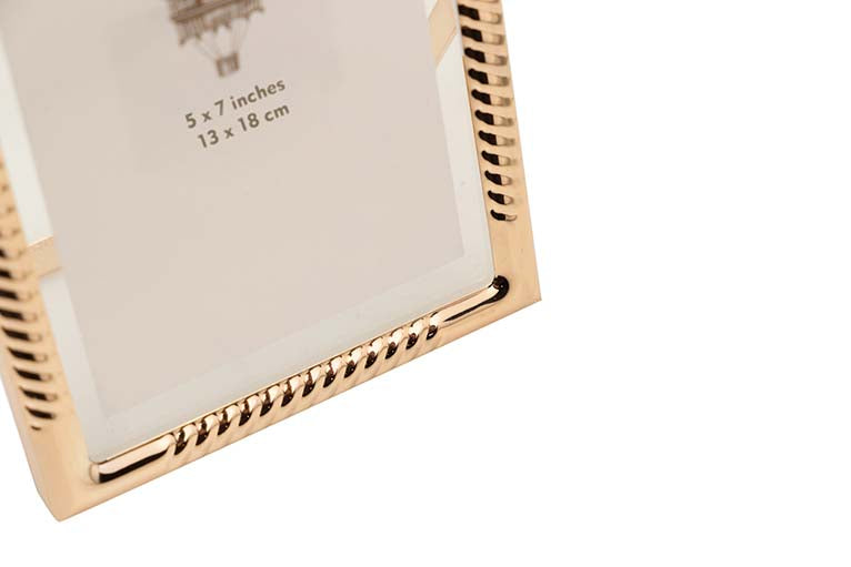 PORTAFOTOS METAL DORADO 13x18 CM