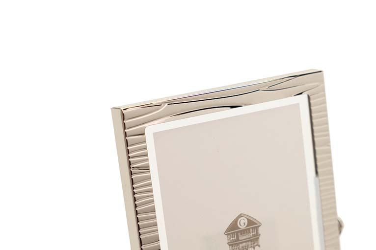 PORTAFOTOS METAL PLATEADO 13x18 CM