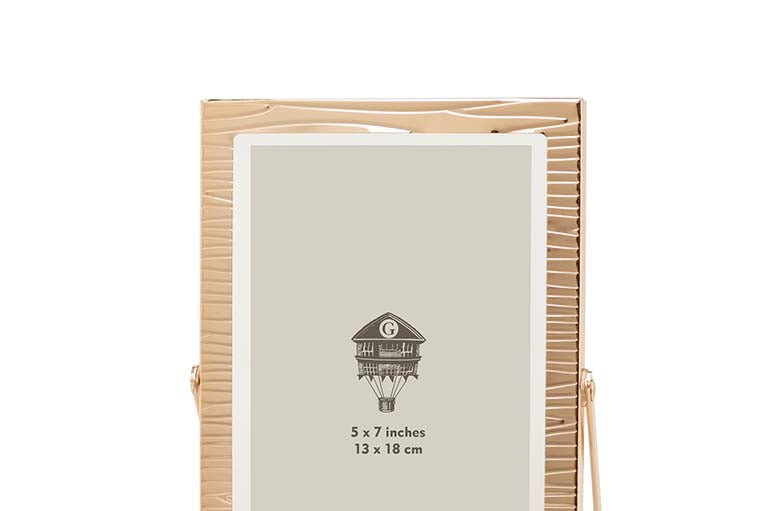 PORTAFOTOS METAL DORADO 13x18 CM