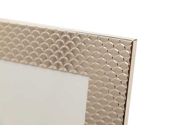 PORTAFOTOS METAL PLATEADO 15x20 CM