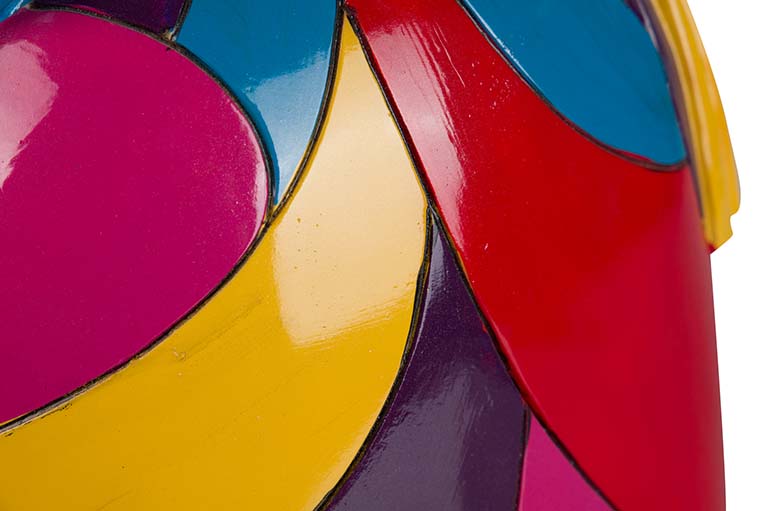 Menina Resin Pop Art 22x17x31 cm