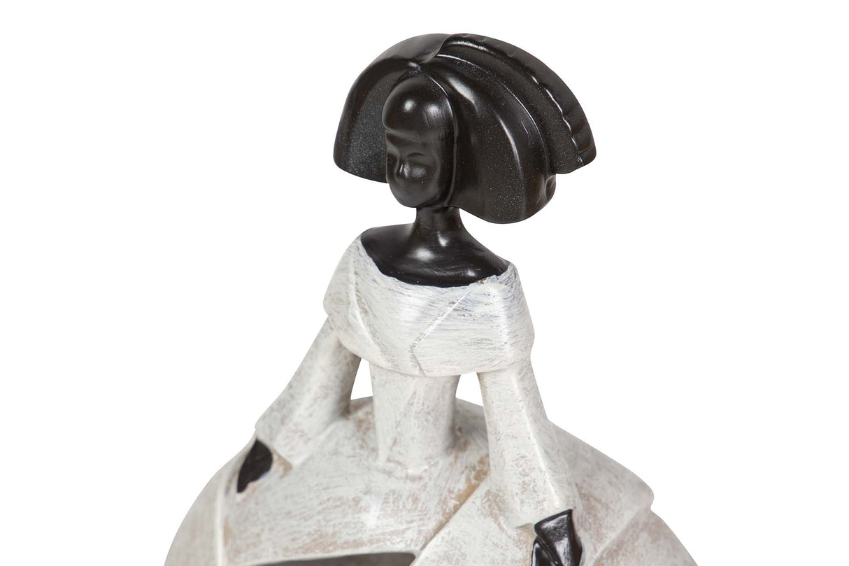 FIGURA MENINA RESINA BEIGE 16x10x24 CM