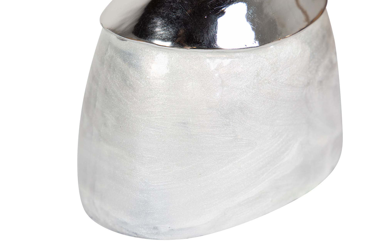 FIGURA MENINA RESINA PLATEADA 13x9x17 CM