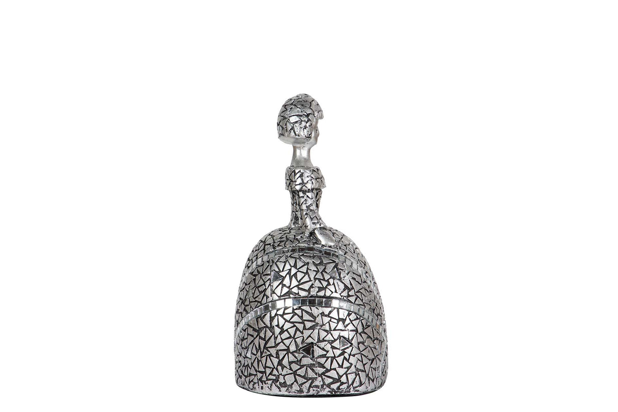 FIGURA MENINA RESINA PLATEADA 13x10x17 CM