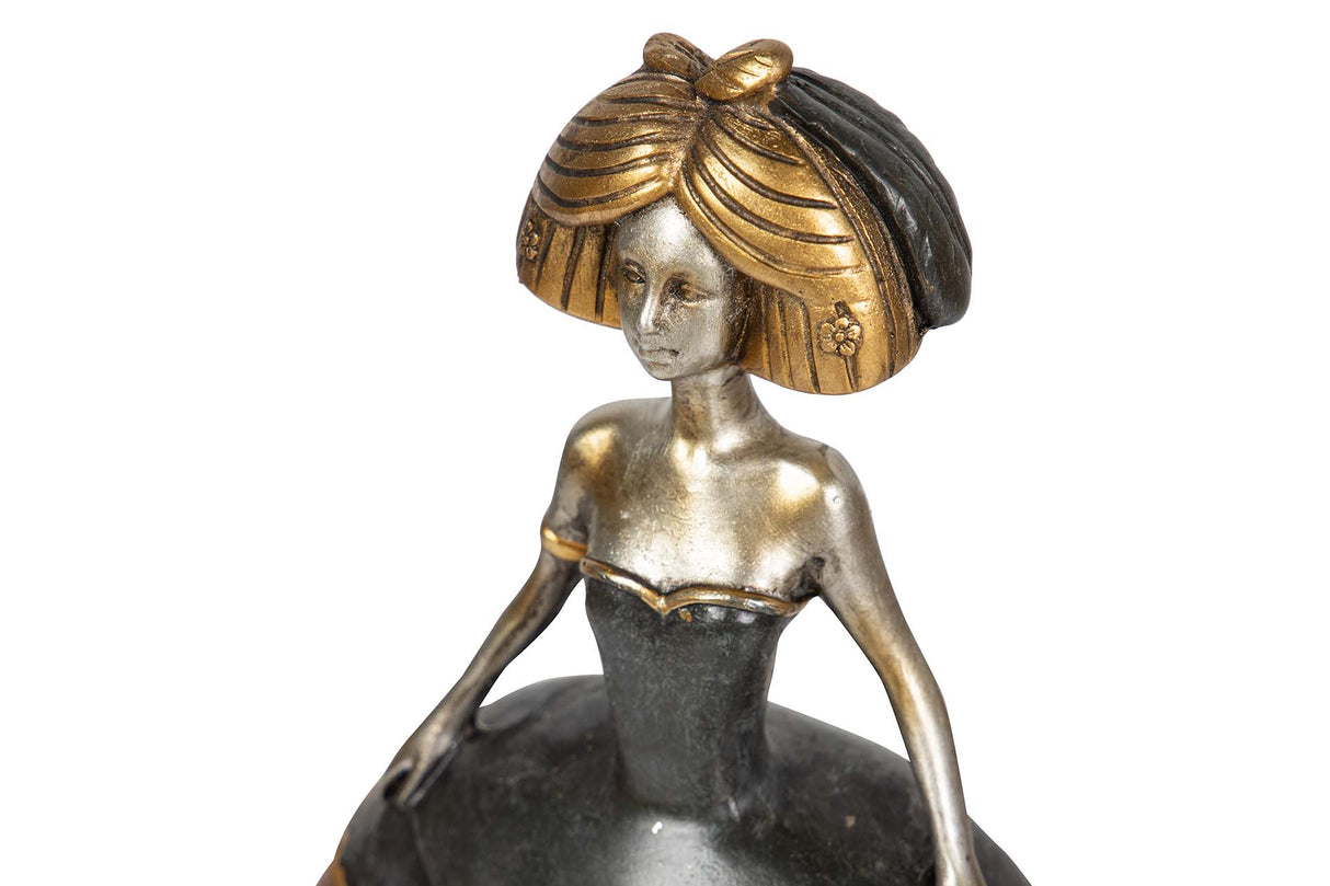 FIGURA MENINA RESINA DORADA 17x11x24 CM