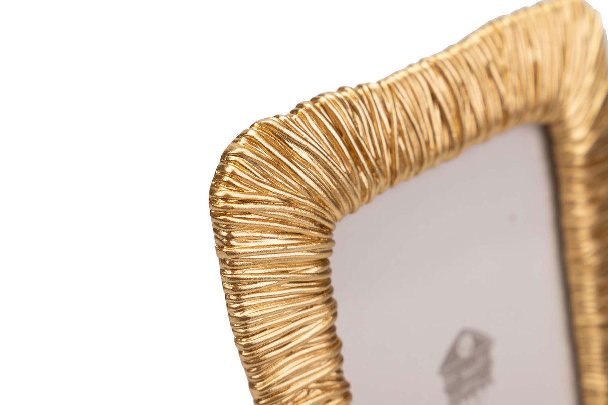 Porco de resina Dorado 13x18 cm