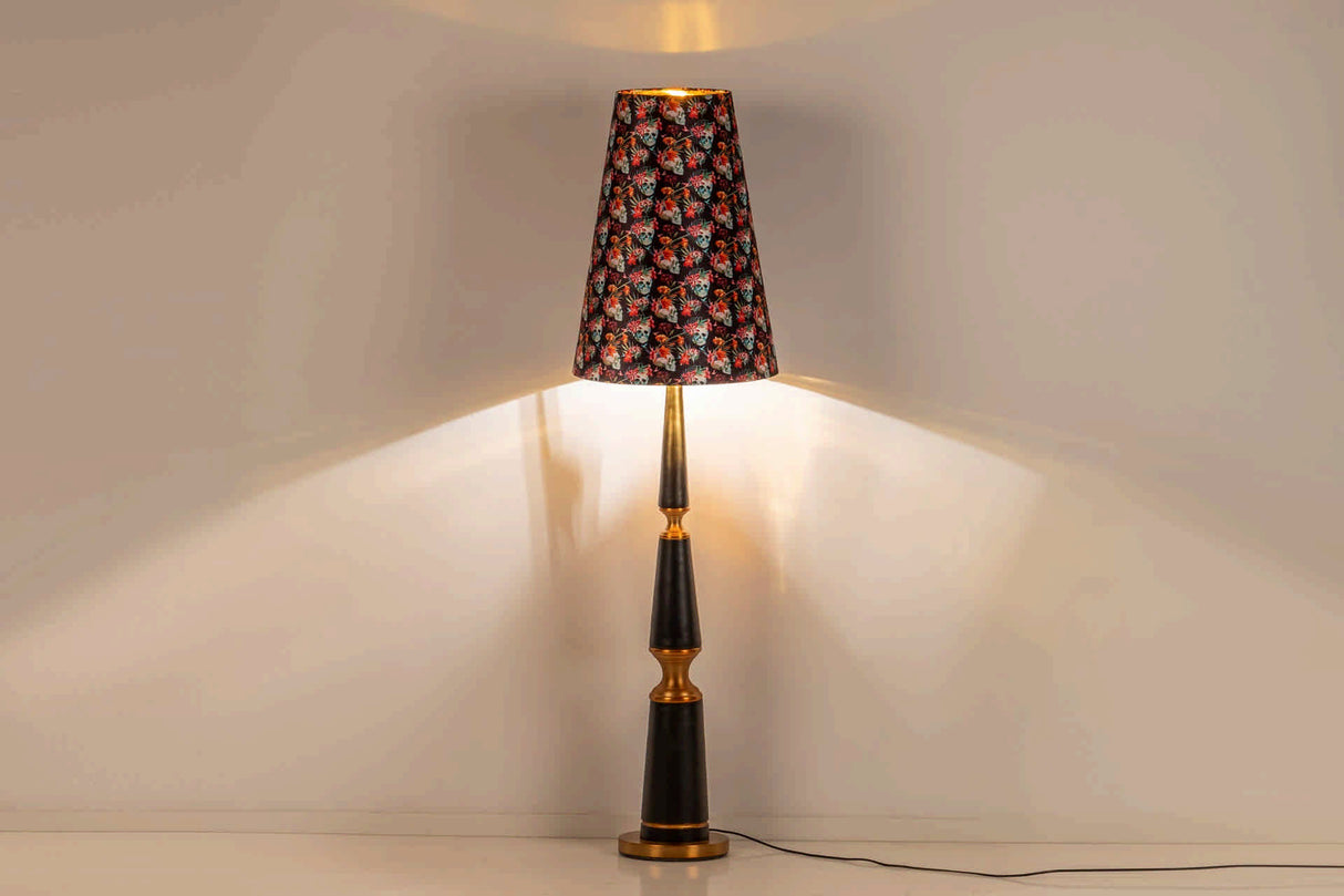 Lampe polyresina évêque 45,5x45,5x172 cm