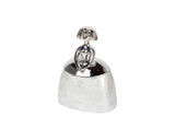 FIGURA MENINA RESINA PLATEADA 13x9x17 CM